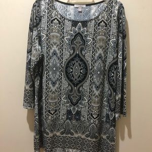 Black and gray tunic shirt